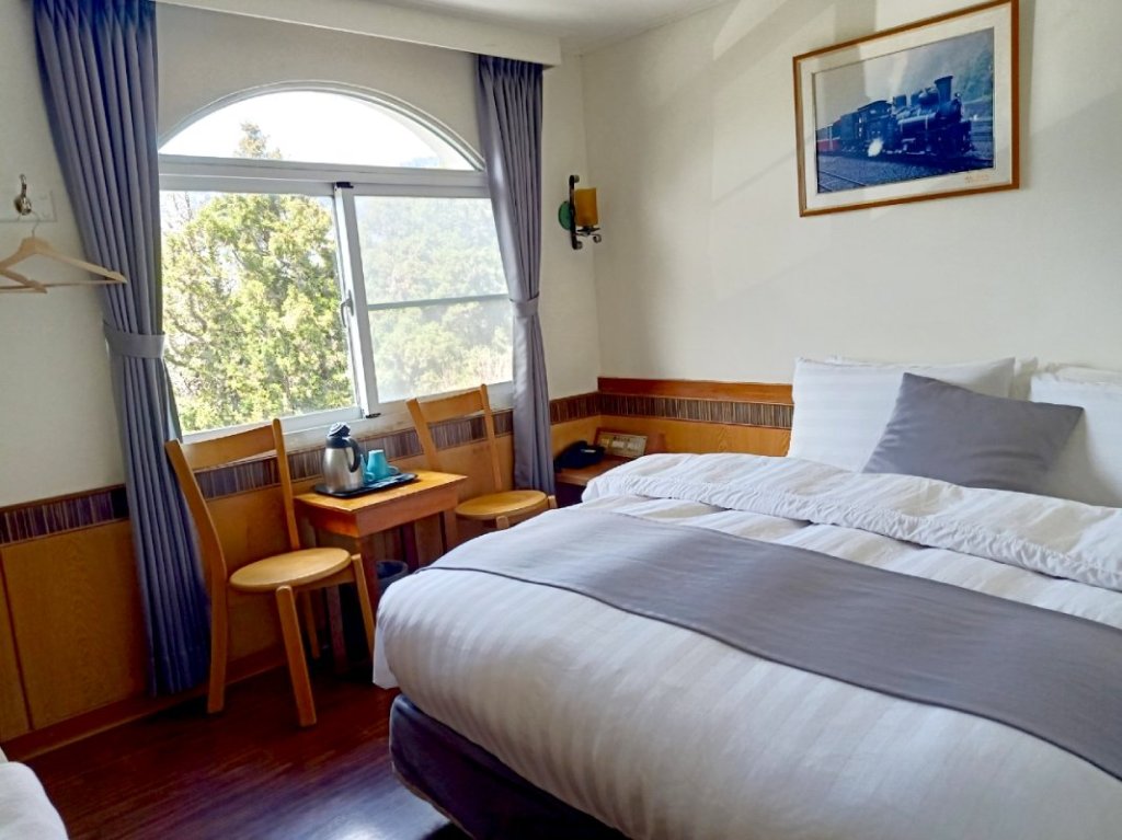 Chinshan villa hotel room