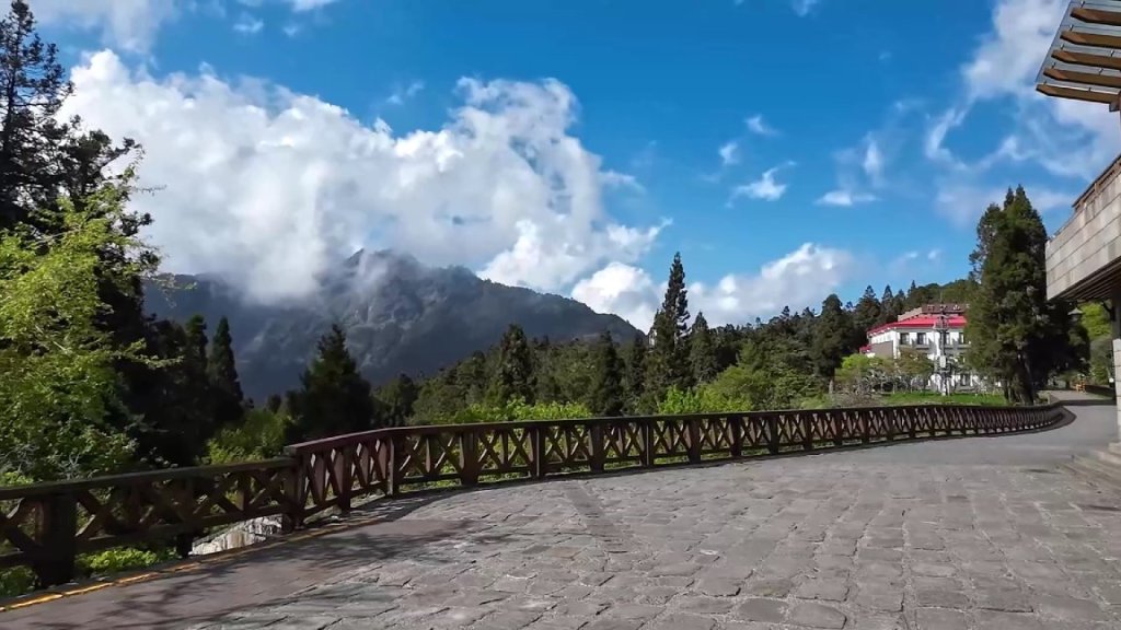 scenery at Chaoping train station. Alishan gou hotel on the right