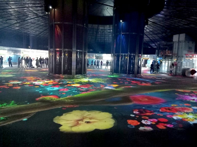 light show at Dome of light, MRT Formosa boulevard