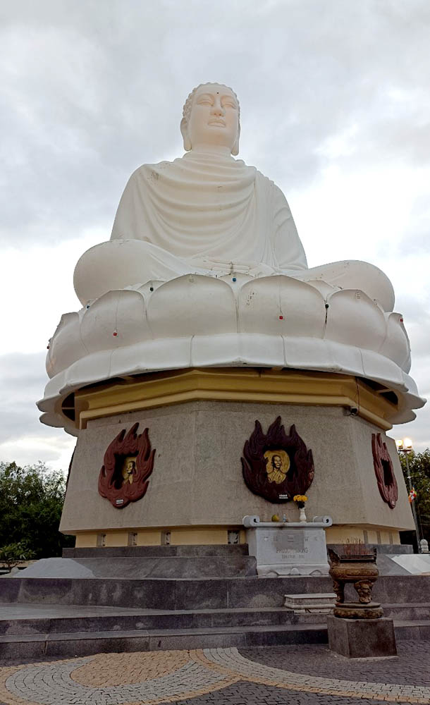 longson temple, Nha Trang, Vietnam ญาจาง เวียดนาม