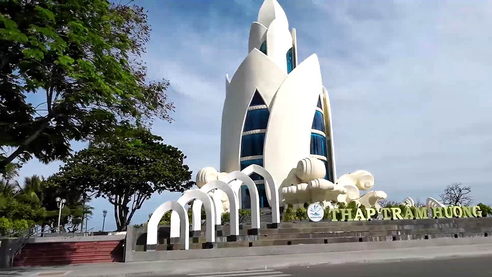 Nha Trang Tower(Thap Tram Huong)
