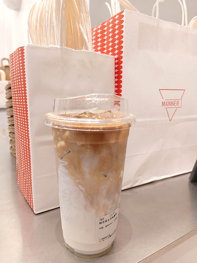 manner coffee / osmanthus latte