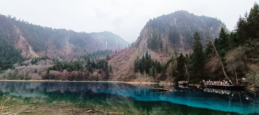 จิ่วจ้ายโกว Jiuzhaigou