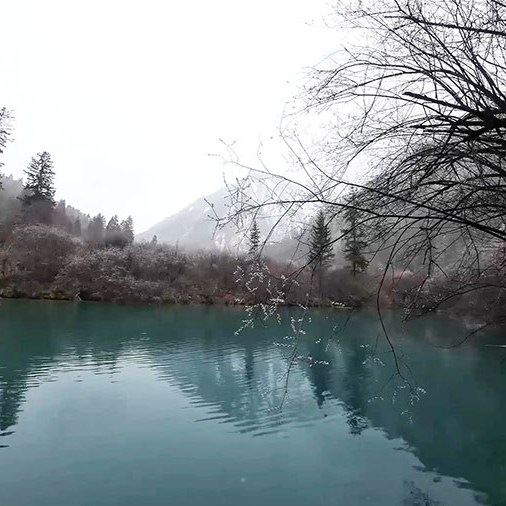 ทะเลสาบแพนด้า Panda Lake จิ่วจ้ายโกว