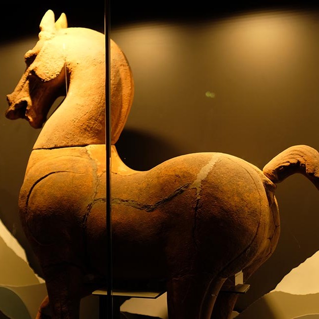 โบราณวัตถุ ที่ได้จากการขุดค้นตามที่ต่างๆ ในยุคสมัยสามก๊ก