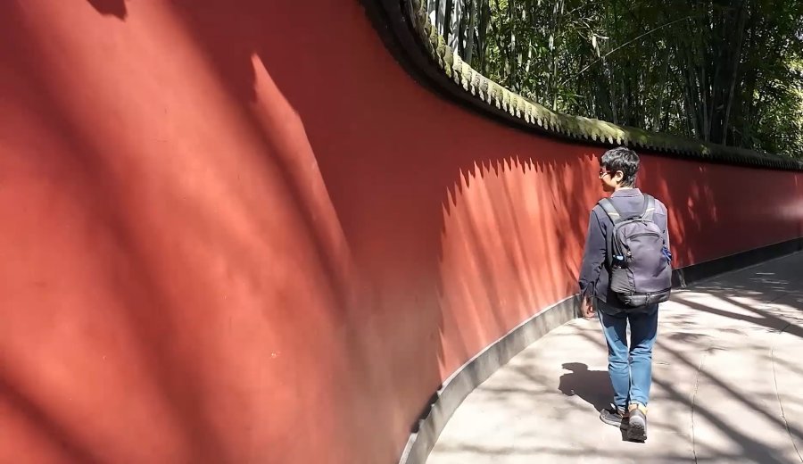 ทางเดินทิวไผ่แดง