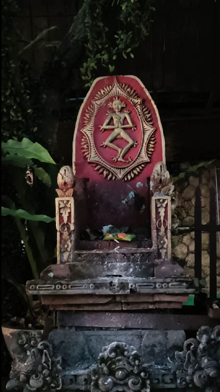 เทพท้องถิ่นที่บาหลี