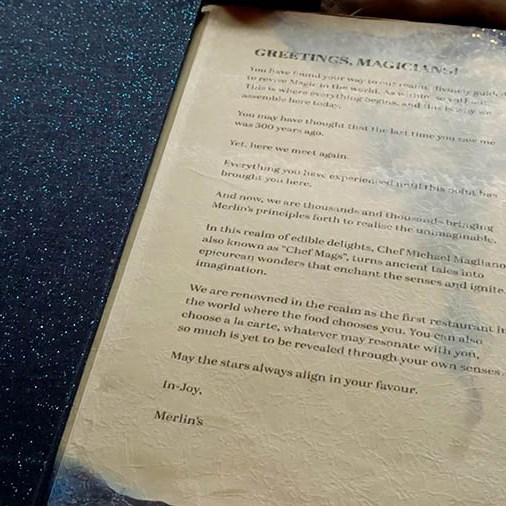 ร้านอาหารเมอร์ลิน อุบุด บาหลี Merlin's Restaurant at Ubud, Bali