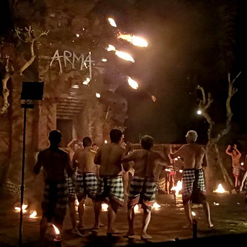 Kecak dance performance at ARMA museum, Ubud, Bali การแสดงระบำเคจัก ที่ ARMA museum อุบุด บาหลี