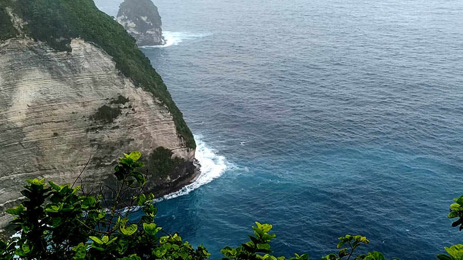 Kelingking Beach, Nusa Penida, Bali, Indonesia / เคลิงคิง บีช นุสาเพนิดะ บาหลี ประเทศอินโดนีเซีย
