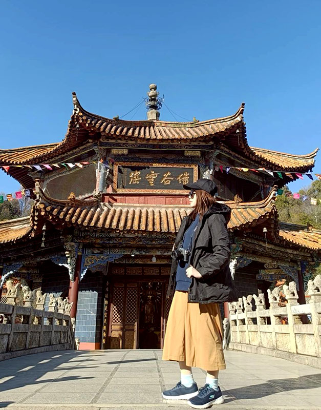 ศาลาแปดเหลี่ยมกลางน้ำ วัดหยวนทง คุนหมิง มณฑลยูนนาน ประเทศจีน Guanyin Pavillion at Yuantong Temple, Kunming, Yunnan province, China