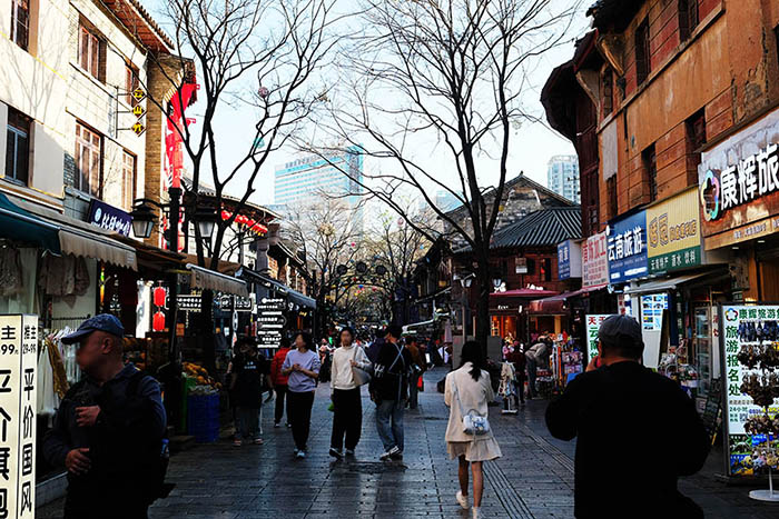 Kunming old street โซนเมืองเก่า ถนนคนเดินคุนหมิง ถนนโบราณ