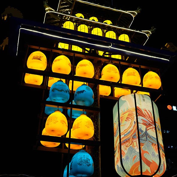 lanterns at Kunming Ancient Town โคมไฟประดับ ที่เมืองเก่าคุนหมิง