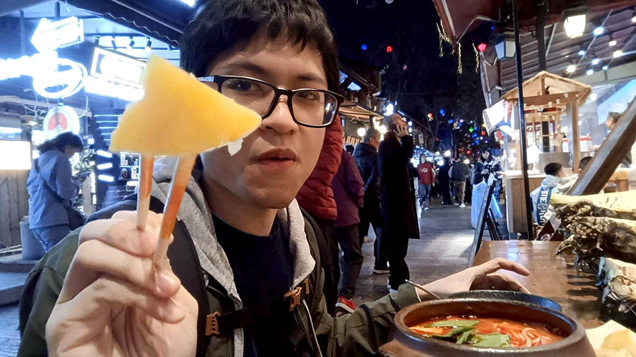 มันฝรั่ง 洋芋 หยางยู่ อาหารยูนนาน ที่โซนเมืองเก่าคุนหมิง 洋芋 Yángyù (Yunnan potato) Yunnan cuisine at Kunming old street