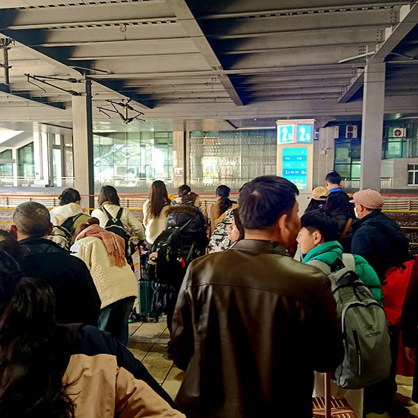 Kunming Railway Station สถานีรถไฟคุนหมิง