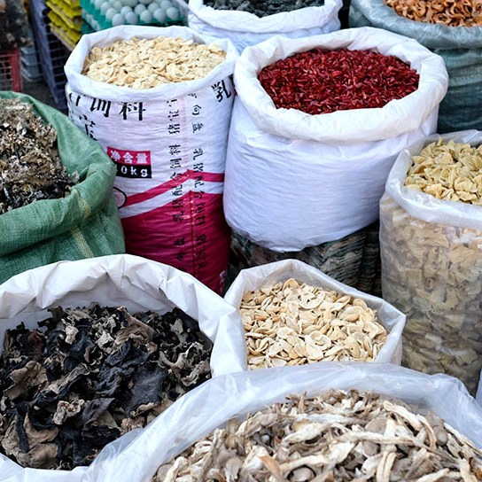 farmers' market Dali Ancient City, Yunnan, China ตลาดชาวนา เมืองเก่าต้าหลี่ มณฑลยูนนาน ประเทศจีน
