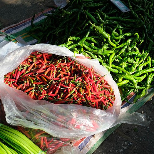 farmers' market Dali Ancient City, Yunnan, China ตลาดชาวนา เมืองเก่าต้าหลี่ มณฑลยูนนาน ประเทศจีน