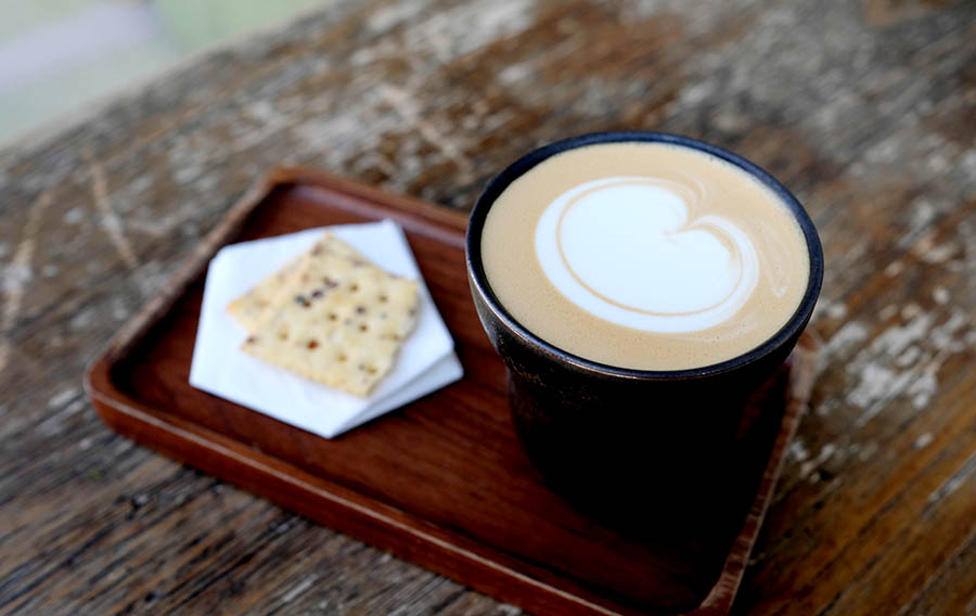 Rú Shì cafe (Truth Coffee) Dali Ancient City, Yunnan, China เมืองเก่าต้าหลี่ มณฑลยูนนาน ประเทศจีน