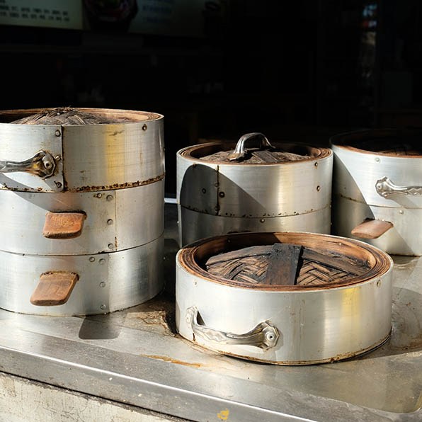 snack store at Dali Ancient City, Yunnan, China ร้านขายขนม ที่เมืองเก่าต้าหลี่ มณฑลยูนนาน ประเทศจีน