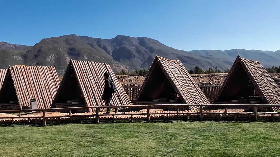 Yún dī'àn cafe, Lijiang, Yunnan province, China คาเฟ่ หยุน ตี้ อั้น, ลี่เจียง, มณฑลยูนนาน ประเทศจีน