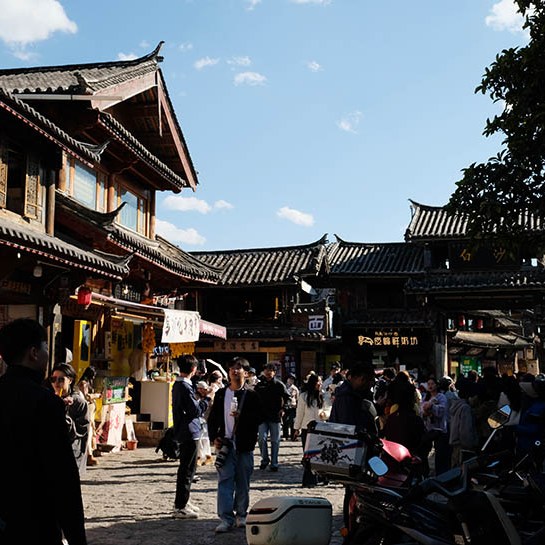 หมู่บ้านไป๋ชา ลี่เจียง ยูนนาน ประเทศจีน Baisha Ancient Town, Lijiang, Yunnan, China