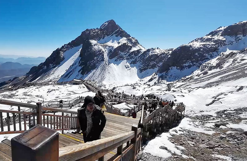 Jade Dragon Snow Mountain, Glacier Park, Lijiang, Yunnan, China ภูเขาหิมะมังกรหยก อุทยานธารน้ำแข็ง ลี่เจียง มณฑลยูนนาน ประเทศจีน