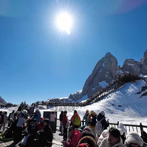 Jade Dragon Snow Mountain, Glacier Park, Lijiang, Yunnan, China ภูเขาหิมะมังกรหยก อุทยานธารน้ำแข็ง ลี่เจียง มณฑลยูนนาน ประเทศจีน