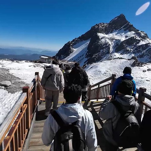 Jade Dragon Snow Mountain, Glacier Park, Lijiang, Yunnan, China ภูเขาหิมะมังกรหยก อุทยานธารน้ำแข็ง ลี่เจียง มณฑลยูนนาน ประเทศจีน