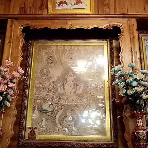 Tibetan art at Maliga Tibetan Food restaurant, Shangri-la Dukezong Ancient town (north gate zone), Yunnan province, China ภาพพระโพธิสัตว์ และเทพธรรมบาล ศิลปะทิเบตที่ร้านอาหาร Maliga Tibetan Food เมืองเก่าตู๋เค่อจง แชงกรีลา มณฑลยูนนาน ประเทศจีน