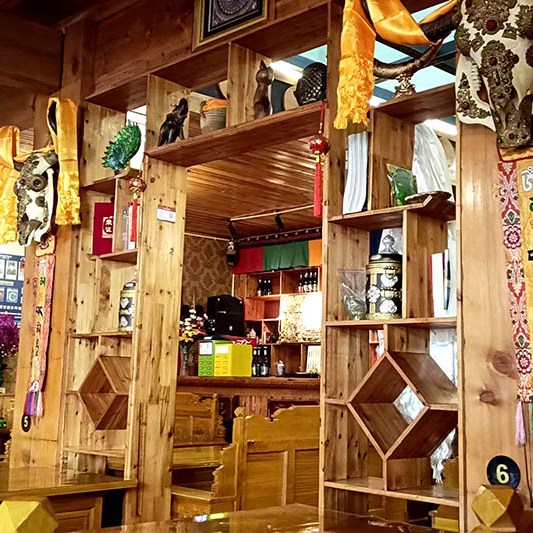 Maliga Tibetan Food restaurant, Shangri-la Dukezong Ancient town (north gate zone), Yunnan province, China ร้านอาหาร Maliga Tibetan Food เมืองเก่าตู๋เค่อจง แชงกรีลา มณฑลยูนนาน ประเทศจีน