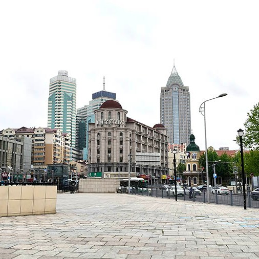 exit of Qingdao MRT, Qingdao Railway Station, Shandong province, China ทางออกสถานีรถไฟใต้ดิน ชิงเต่า,
สถานีรถไฟชิงเต่า, มณฑลชานตง ประเทศจีน