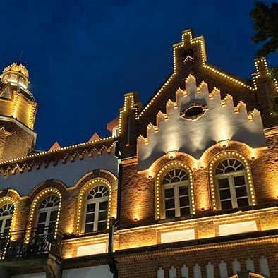 Zhongshan Rd. walking street in oldtown Qingdao, Qingdao, Shandong province, China ถนนคนเดินจงซาน ย่านเมืองเก่า, ชิงเต่า มณฑลชานตง ประเทศจีน