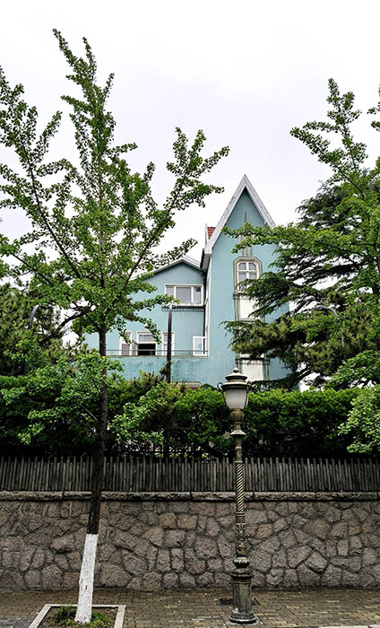 Princess Building บ้านสไตล์ Nordic Fairy Tale Villa สีเขียวพาสเทล