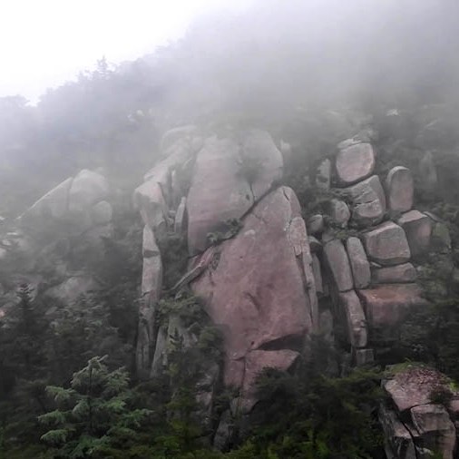 Yangkou ropeway, Laoshan National Park, Qingdao, Shandong province, China กระเช้าขึ้นหยางโข่ว อุทยานแห่งชาติเหลาซาน ชิงเต่า มณฑลชานตง ประเทศจีน